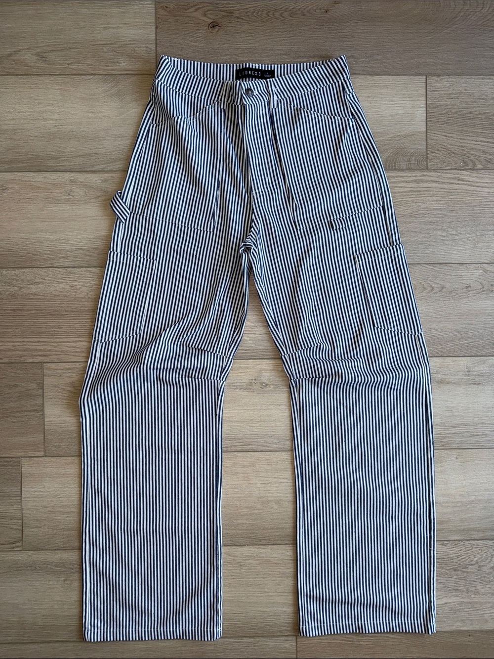 Lioness Navy and White Vertical-Stripe Wide Leg Trousers - Picture 4 of 6